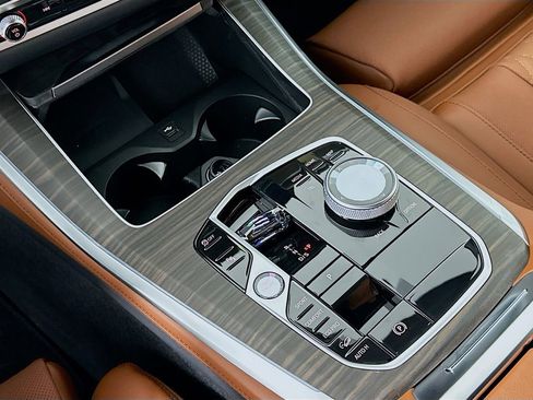 New 2026 BMW X5 xDrive40i w/ Executive Package image 15