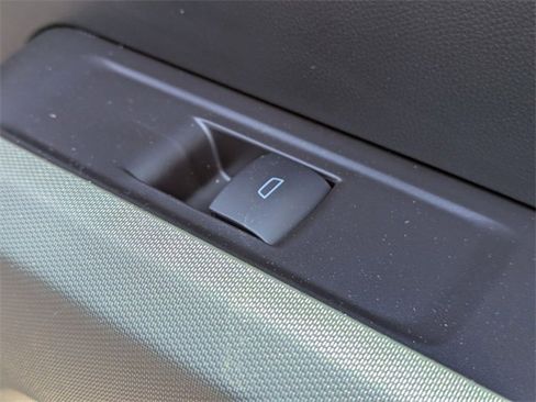 New 2025 Chevrolet Colorado Trail Boss w/ Midnight Edition image 33