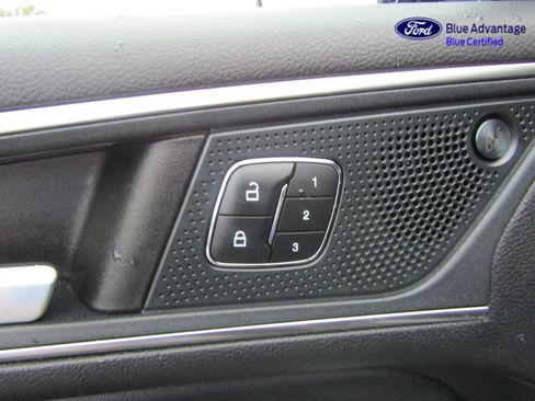Certified 2024 Ford Edge Titanium AWD/4WD image 32