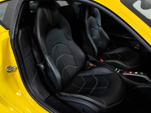 Certified 2019 Ferrari 488 GTB RWD image 52