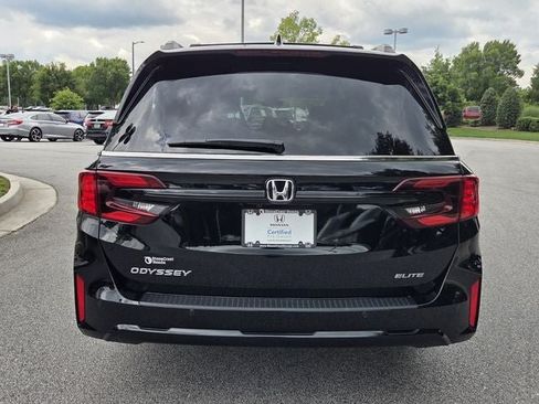 Certified 2026 Honda Odyssey Elite image 6