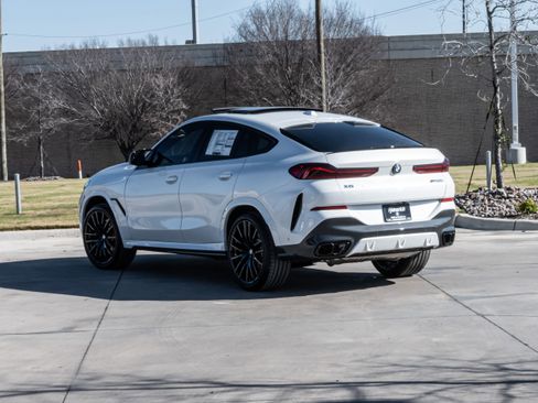 New 2026 BMW X6 M60i image 3
