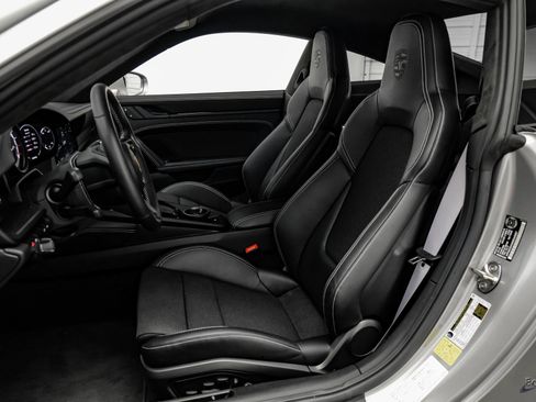 Used 2024 Porsche 911 GT3 image 37