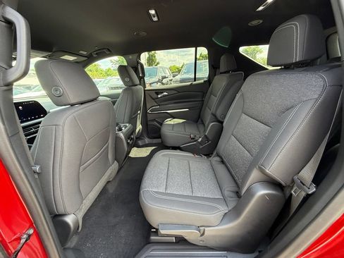New 2026 Chevrolet Traverse LT w/ Midnight/Sport Edition FWD image 25