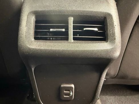 Used 2023 Chevrolet Equinox LT w/ LPO, Floor Liner Package AWD/4WD image 27