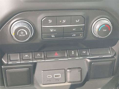 Used 2023 Chevrolet Silverado 1500 W/T image 16