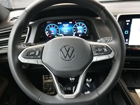 New 2026 Volkswagen Atlas Cross Sport SEL Premium R-Line image 25