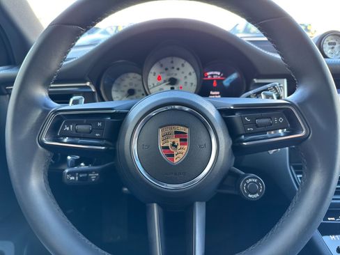 Certified 2023 Porsche Macan GTS image 27