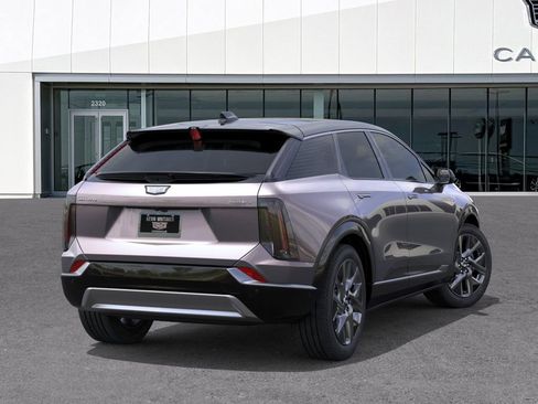 New 2026 Cadillac Optiq Luxury 2 image 4