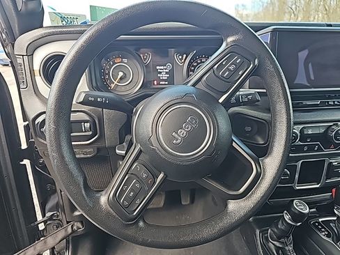 Used 2024 Jeep Wrangler Sport image 6