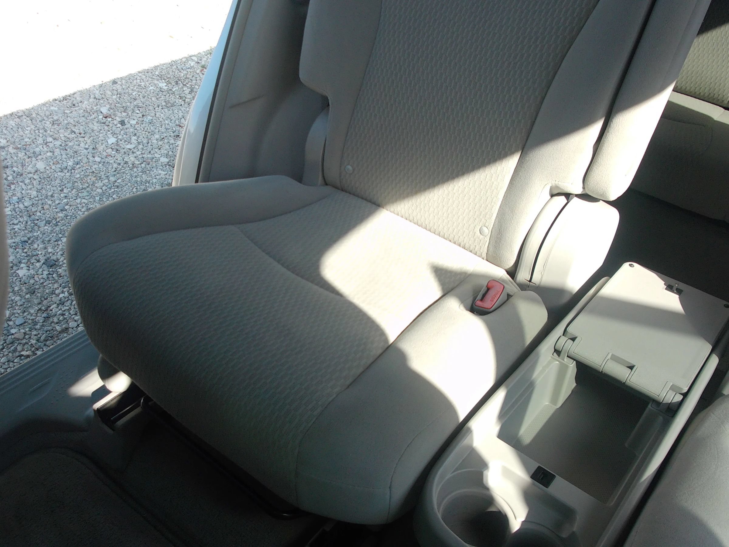 Used 2010 Toyota Highlander 2WD w/ 3rd Row Seat Pkg image 23