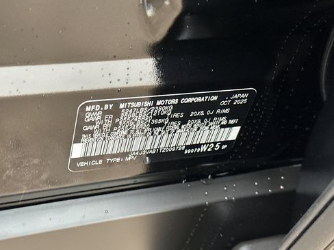 New 2026 Mitsubishi Outlander SE image 27