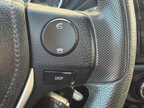 Used 2015 Toyota Corolla L image 27