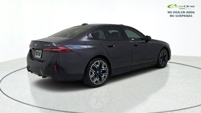 Used 2024 BMW i5 eDrive40i w/ M Sport Package RWD image 8