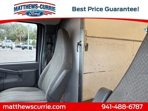 Used 2022 GMC Savana 3500 w/ Power Convenience Package image 10