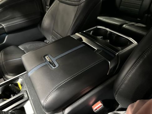 Used 2025 Ford F150 Platinum w/ Equipment Group 702A High image 27