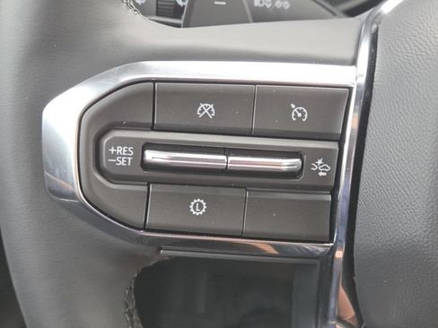 New 2026 GMC Acadia Elevation w/ Elevation Premium Package AWD/4WD image 13