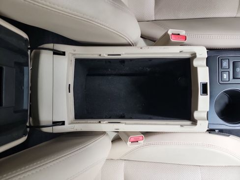 Used 2018 Subaru Outback 2.5i Limited image 29