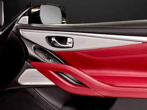 Used 2018 INFINITI Q60 Red Sport 400 w/ Sensory Package 3.0T Sport image 34