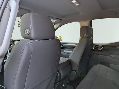 New 2026 GMC Sierra 1500 Elevation image 14