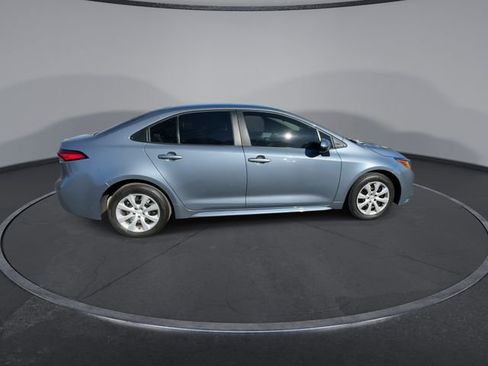 Used 2024 Toyota Corolla LE image 18