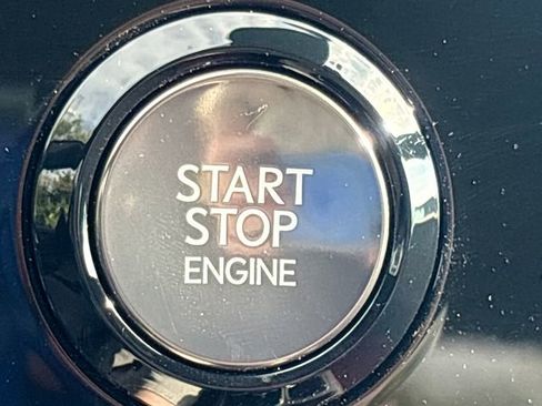 Used 2025 Lexus NX 250 FWD w/ Towing Package (2000 Lbs) image 36