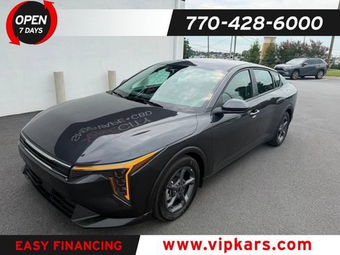 Used 2025 Kia K4 FWD image 1
