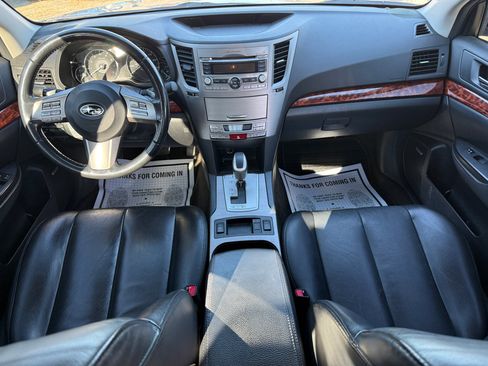 Used 2011 Subaru Legacy 2.5i Limited image 11