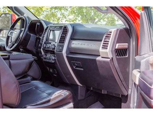 Used 2017 Ford F350 Lariat w/ Lariat Ultimate Package AWD/4WD image 10