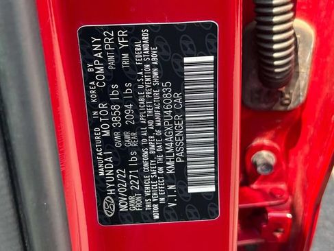 Certified 2023 Hyundai Elantra SEL FWD image 18