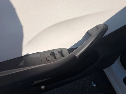 Used 2025 Tesla Model 3 RWD image 12