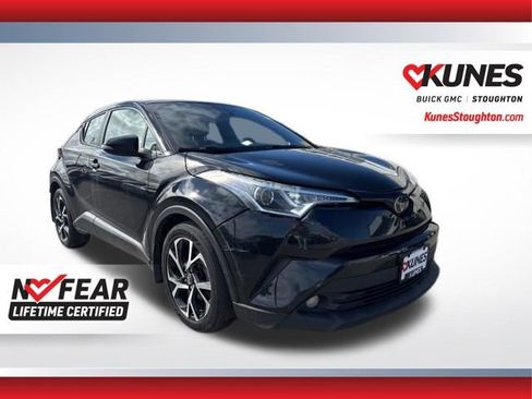 Used 2018 Toyota C-HR XLE image 4