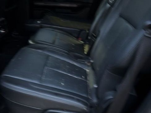 Used 2018 Ford Expedition XLT w/ Equipment Group 202A image 5