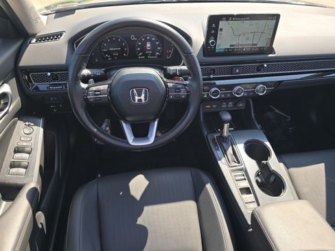 Used 2024 Honda Civic Touring image 25