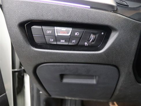 Used 2020 BMW 330i xDrive Sedan w/ Convenience Package image 28