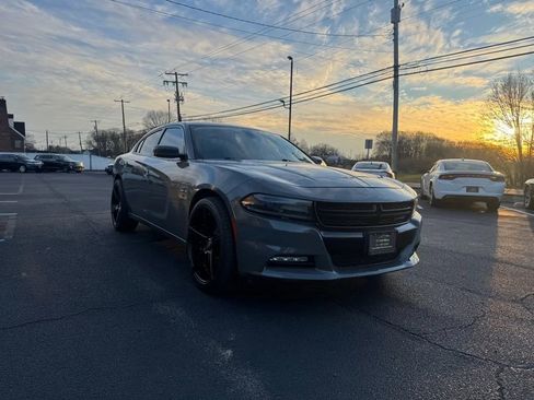 Used 2018 Dodge Charger GT w/ Navigation & Travel Group image 4