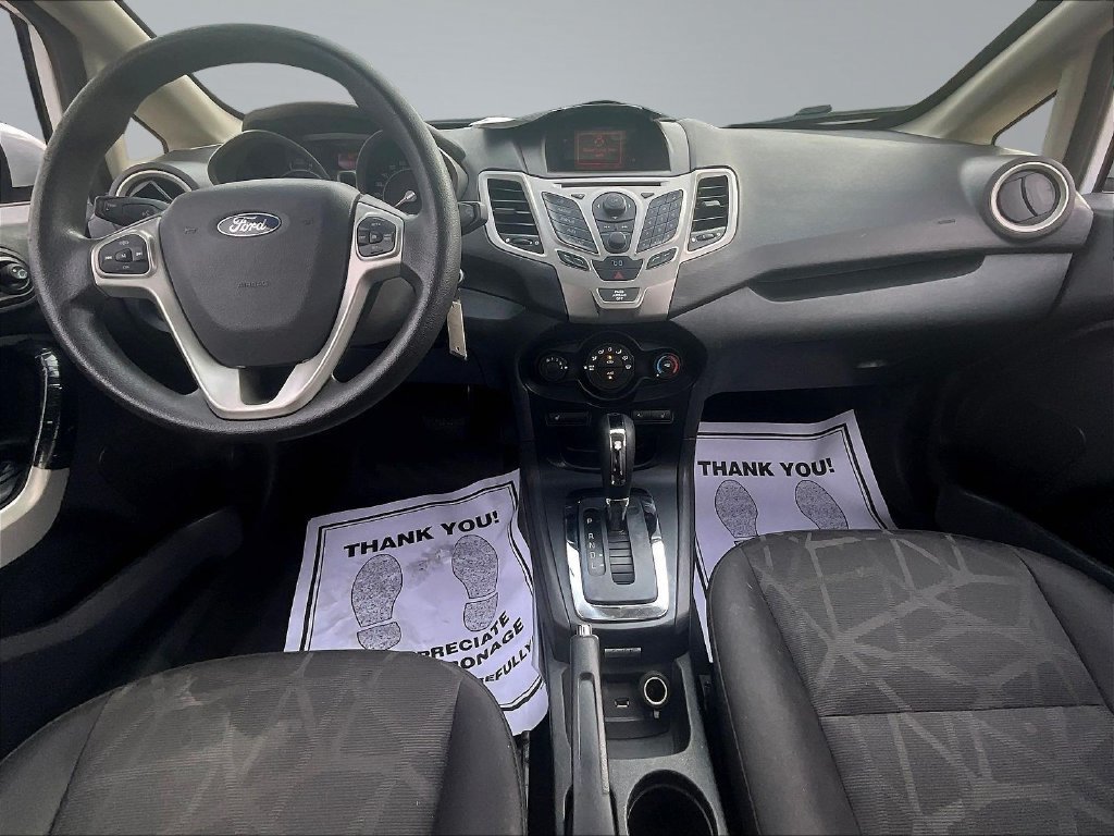 Used 2012 Ford Fiesta SE FWD image 9