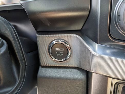 New 2026 Ford F250 Platinum w/ Tremor Off-Road Package AWD/4WD image 25