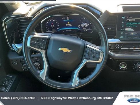 Used 2024 Chevrolet Silverado 1500 LT w/ Protection Package image 5