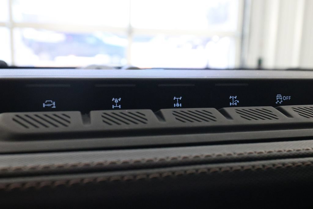 Used 2024 Ford Bronco Raptor w/ Interior Carbon Fiber Pack 6 AWD/4WD image 30