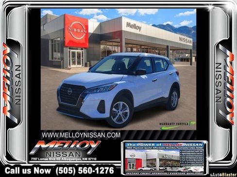 Used 2023 Nissan Kicks S image 1