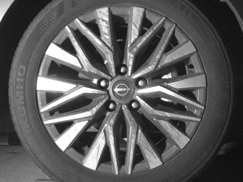 Used 2025 Nissan Altima 2.5 SV image 13