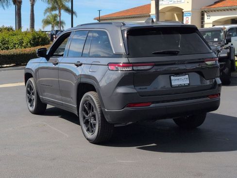 New 2026 Jeep Grand Cherokee Altitude AWD/4WD image 7