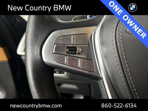 Used 2024 BMW X7 xDrive40i w/ Premium Package image 16