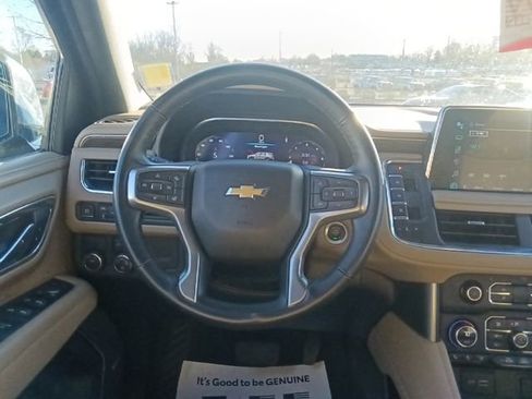 Used 2024 Chevrolet Suburban Premier RWD image 26