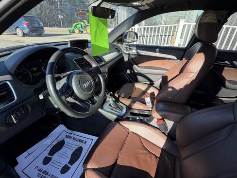 Used 2018 Audi Q3 2.0T Premium Plus w/ Premium Plus Package image 19