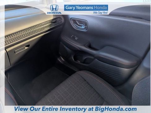 Certified 2026 Honda HR-V Sport image 18