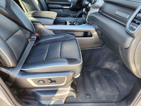 Used 2025 RAM 1500 Laramie image 14