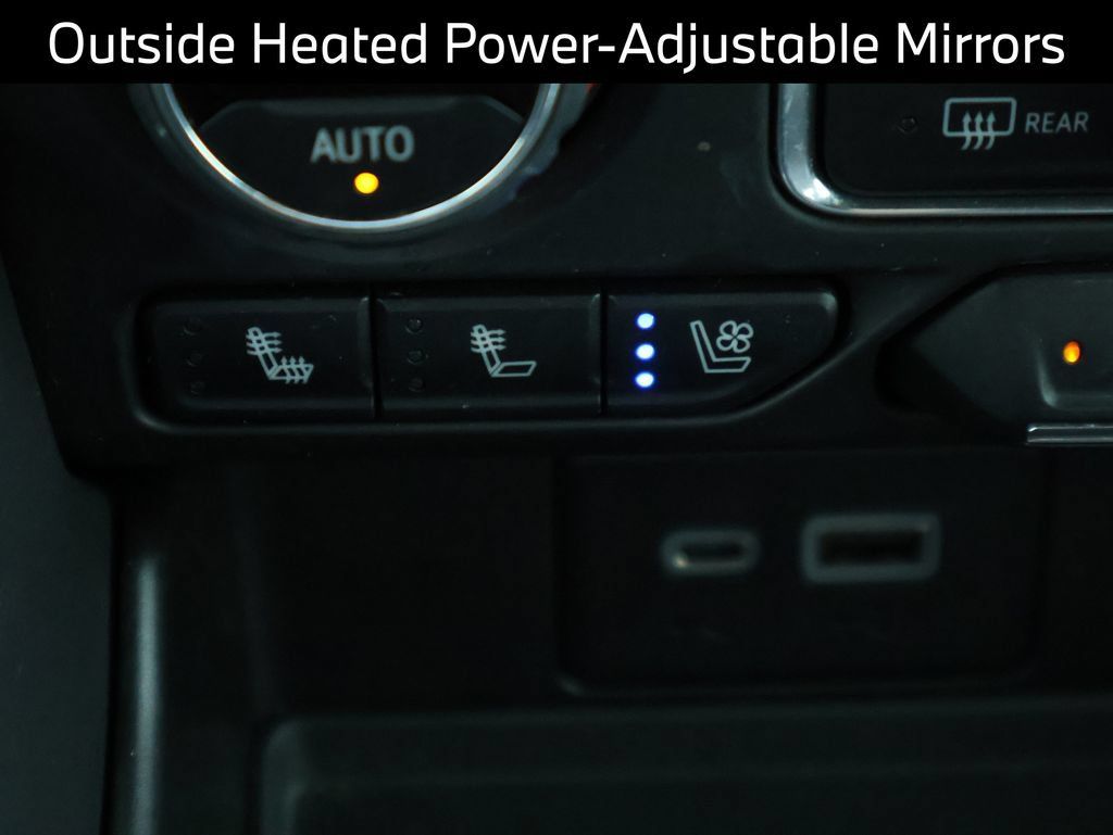 Used 2023 Chevrolet Tahoe High Country AWD/4WD image 25