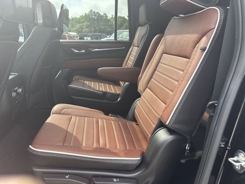Used 2024 GMC Yukon XL Denali Ultimate image 24